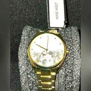 Nine West Ladies Bracelet watch